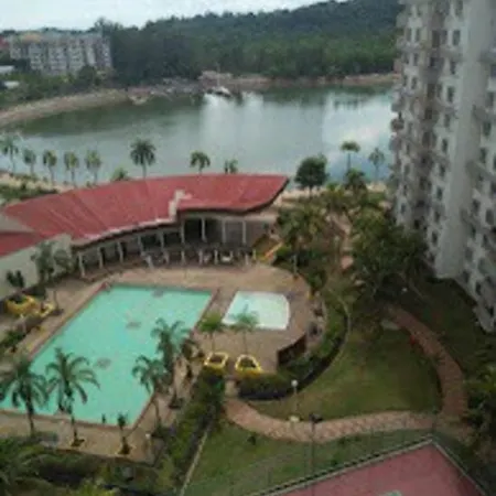 Muji Homestay Galacity City Center 2Br 3Beds Entire Apartment Kuching Exterior photo